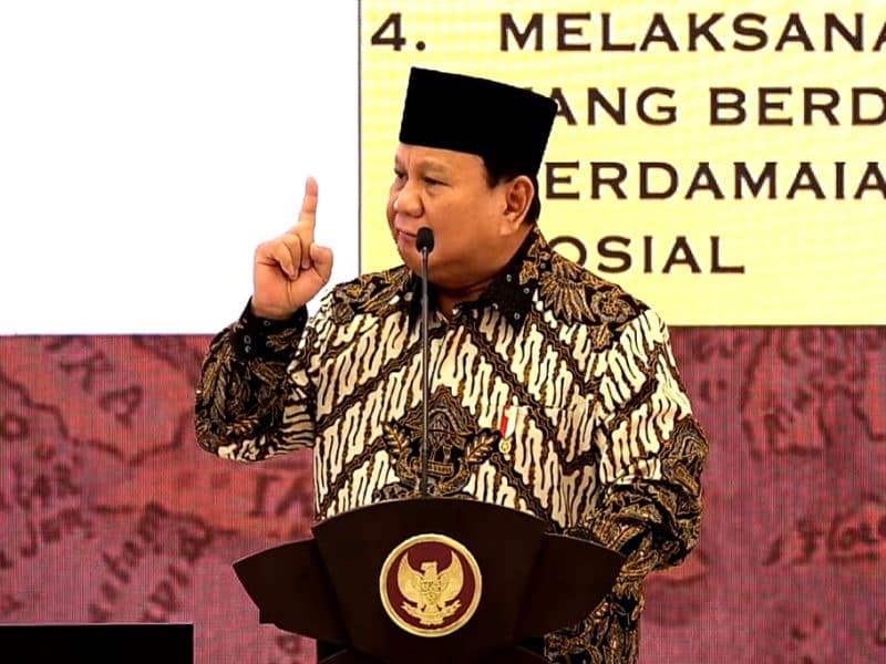 Prabowo Tak Lantik 13 Bupati Terpilih di Jawa Timur, Ini Nama-namanya