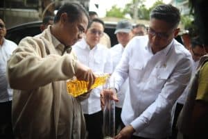 Mentan Temukan Minyakita Takaran 700ml di Pasar Tambakrejo Surabaya