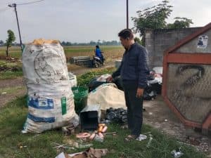 Atasi Pencemaran, Pemdes Bedahlawak Gandeng Warga Kelola Sampah