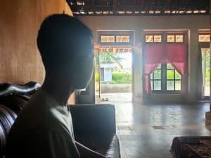 Pelajar MTs Trauma Gegara Dilempari Kotoran Sapi dan Terancam Bui