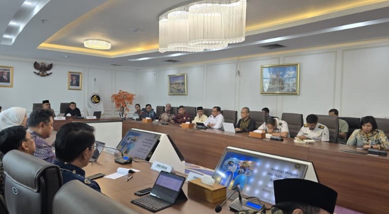Perang AS Israel Vs Iran, Kementerian Mitigasi Jemaah Umrah Terdampak