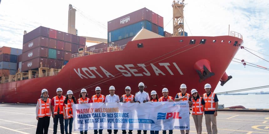 Ekspor Lancar, TPS Buka Rute Kapal Langsung Surabaya-Tiongkok Utara